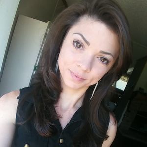 Meet your Posher, Alicia